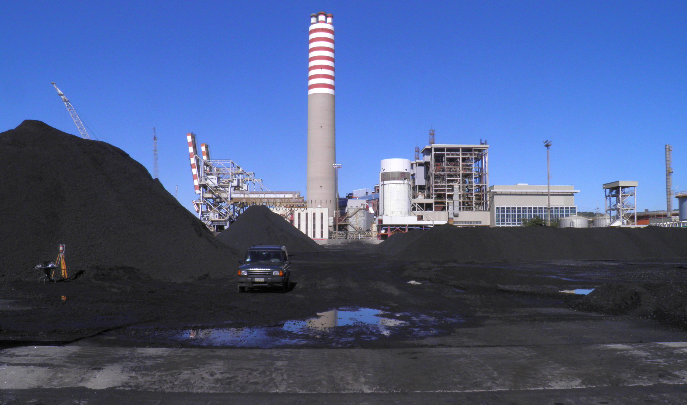 Immagine per Monfalcone, l'accusa di Legambiente: «sulla riconversione industria e sindacati ancorati al passato»